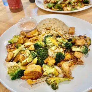 Chicken and shrimp in hibachi sauce with cabbage, zucchini, extra broccoli and yum yum to dip