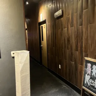 Room 3 (and the hallway for the other rooms)