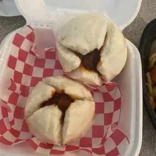 D6. Red Pork Bun