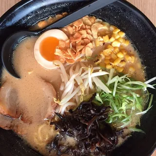 R4 Garlic Miso Ramen