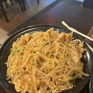 3. Chicken Pad Thai