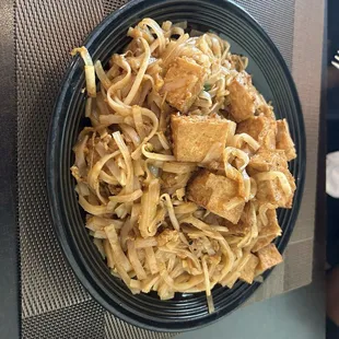 2. Tofu Pad Thai
