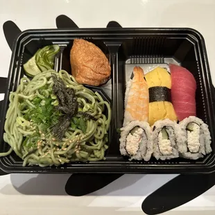 Soba &amp; Sushi Bento Combo