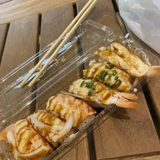 Garlic Salmon Nigiri