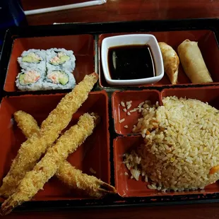 Shrimp tempura bendo