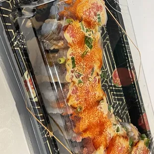 food, sushi, sashimi, sushi and sashimi