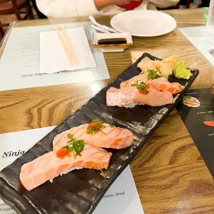 fatty salmon nigiri