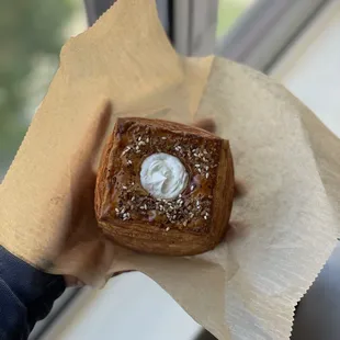Nino's Bakery