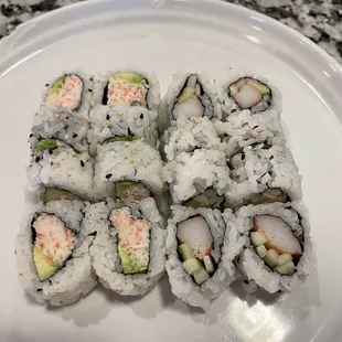 California roll and crab roll