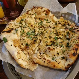 Garlic naan