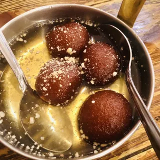 Gulab jamun