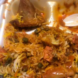 Chicken biryani with chicken tikka masala. Samosa too