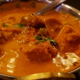 The chicken tikka masala was a little over cooked during the lunch hour. It might be better at dinner.
