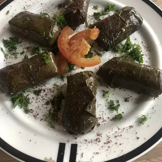 6 Vegetarian Grape Leaves