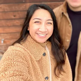 Yvonne Q.