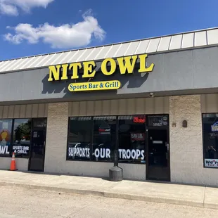 the front of nite owl sports bar &amp; grill