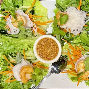 Lettuce wraps with shrimp