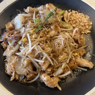 Pad Thai add white onion
