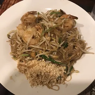 Shrimp pad Thai