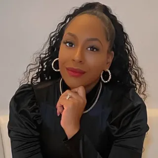 Jeroslyn J.
