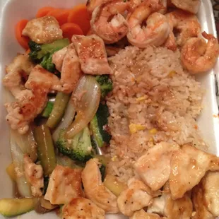 Chicken &amp; Shrimp combo (hibachi).