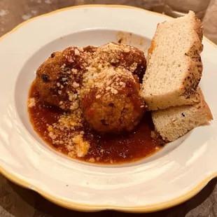NONNA'S MEATBALLS