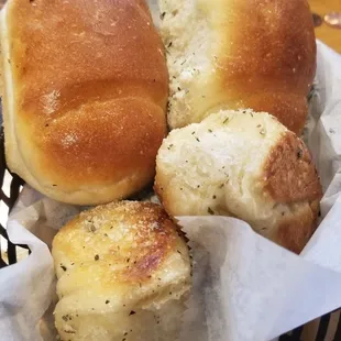 Garlic bread.