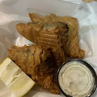 We loved how crunchy these spanakopita were and the side of lemon made for a nice addition to the already awesome flavor.