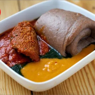 Abula (amala, ewedu, gbegiri)