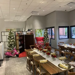 sushi and sashimi, interior