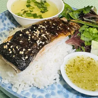 Salmon Yang (Thai Grilled Salmon Rice)