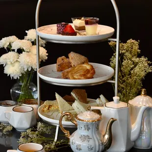 Gold Afternoon Tea Package 
Serves 3-4 people