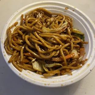 a plate of noodles
