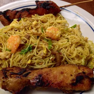 Some of my Singapore Mei Fun &amp; Chicken at work - yum