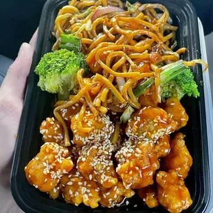 C14. Sesame Chicken Combo Platter