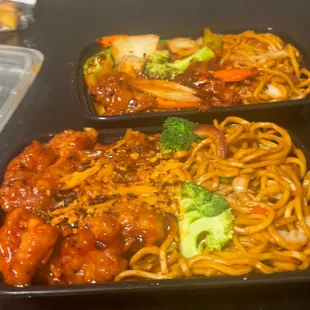 Combination Platter with orange chicken and beef with garlic sauce.