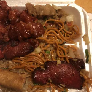 There is a cockroach in my food I oppened it and there it was