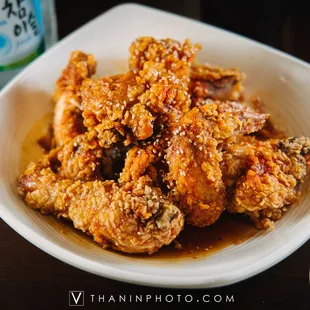 food, bbq chicken, chicken wings, chicken, bbq wings, fried chicken, fried chicken wings, poultry, chicken wings and fried chicken