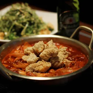 Spicy Rice Cake with Nuggets Specialty Chicken