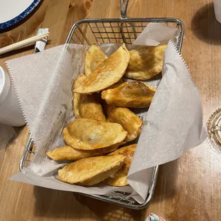 Fried Dumplings (10 pc)