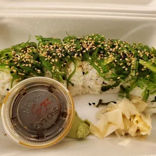 Green Monster Roll was massive and packed with lots of seaweed. Notice the gluten-free soy sauce is labeled. Love this roll!