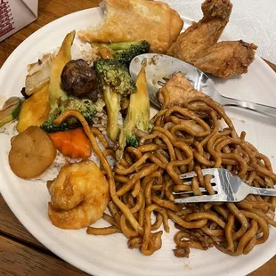 a plate of chinese food