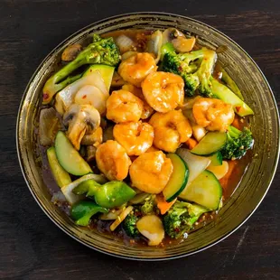 Shrimp in garlic sauce! Sweet and spicy ! One size for family!