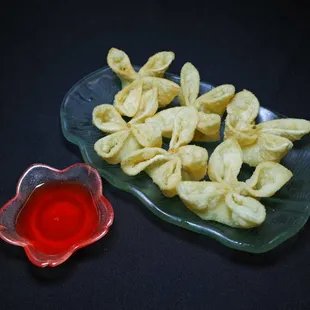 Cheese wontons