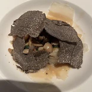 Chicken tortellini with black truffle