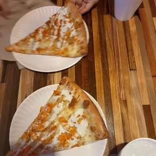 Buffalo chicken pizza