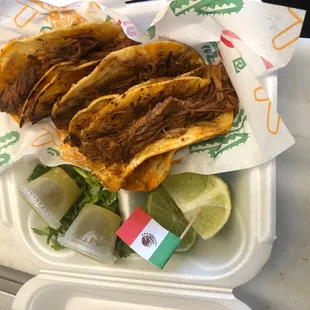 Tacos de Birria!