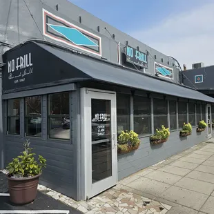 Front of No Frill Bar and Grill - Norfolk