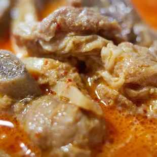 Special - Pork spareribs and bamboo shoot red curry