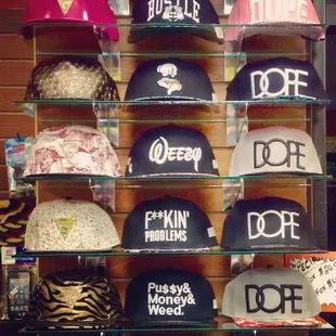 WIDE SELECTION OF HEAD GEAR